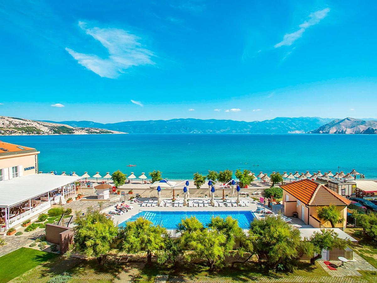 Hotel Dobrovit Ex Tamaris Baška Exteriör bild