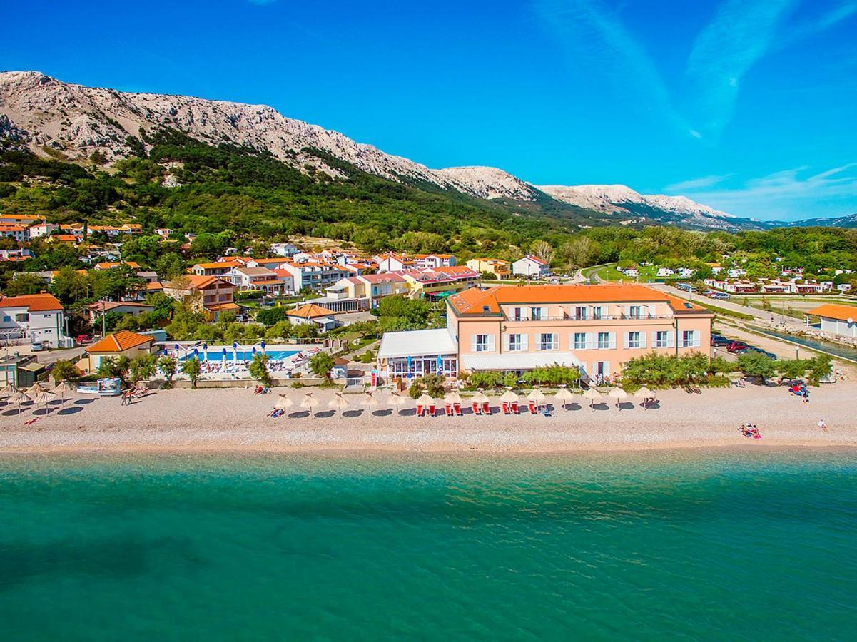 Hotel Dobrovit Ex Tamaris Baška Exteriör bild