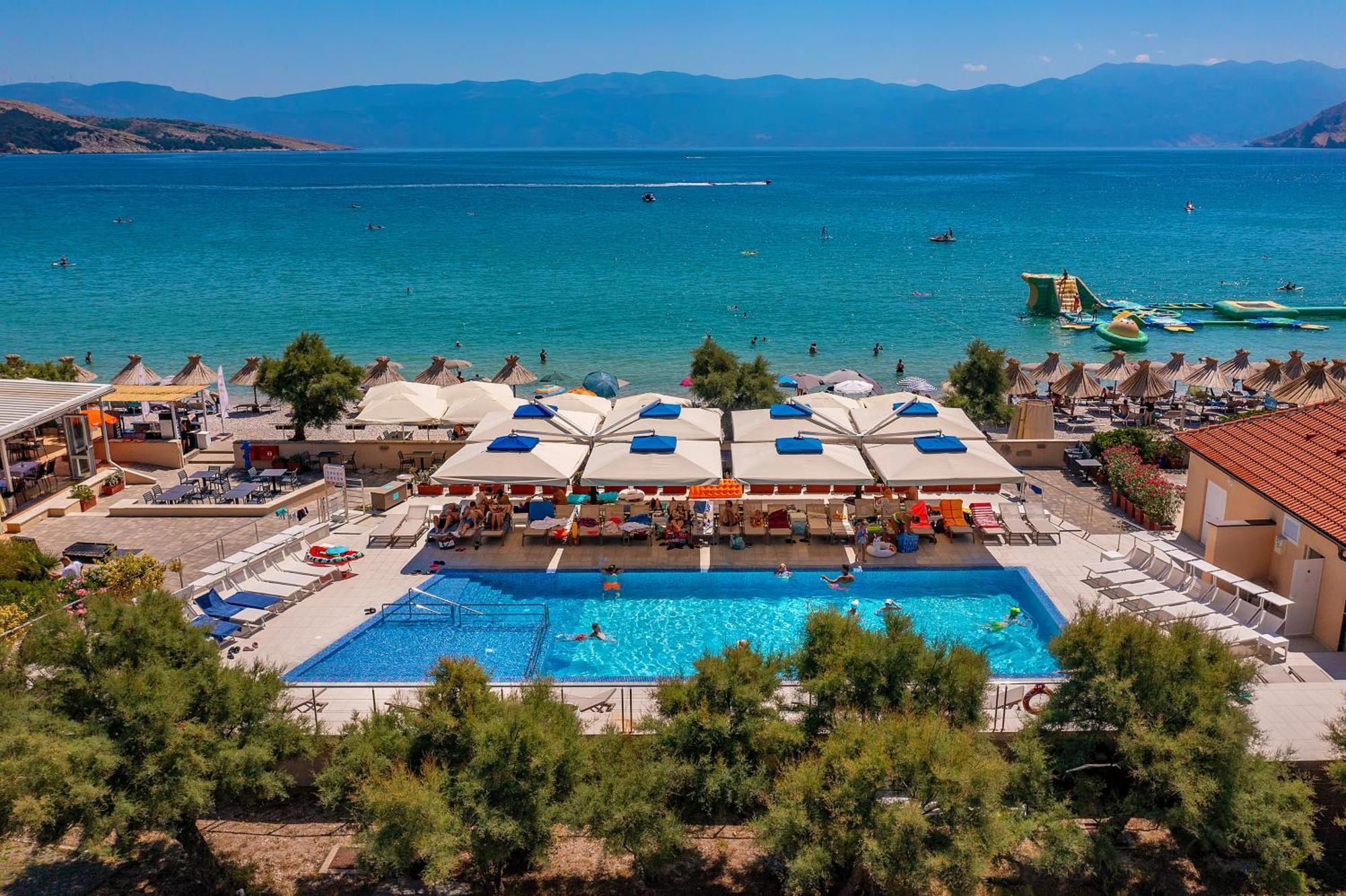 Hotel Dobrovit Ex Tamaris Baška Exteriör bild